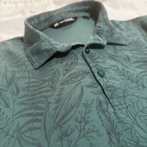 ⛳️Travis Mathew Green Leaf Print Polo – Men’s Large